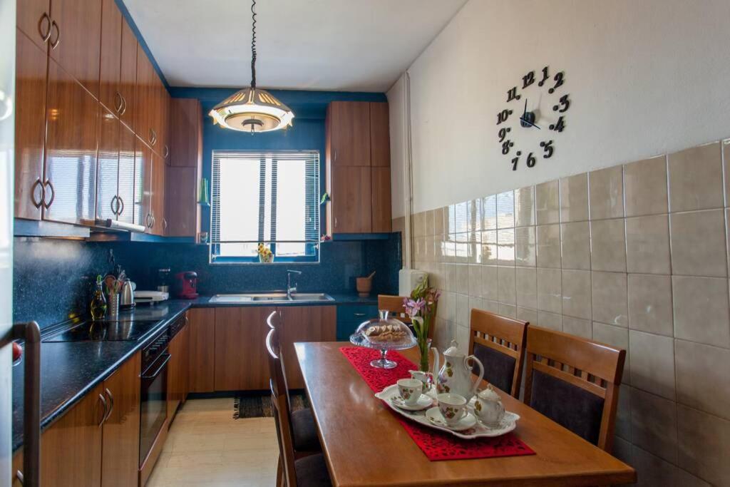 "Armens Luxury Home" 3 Minutes From The Beach By Foot Resmo Dış mekan fotoğraf